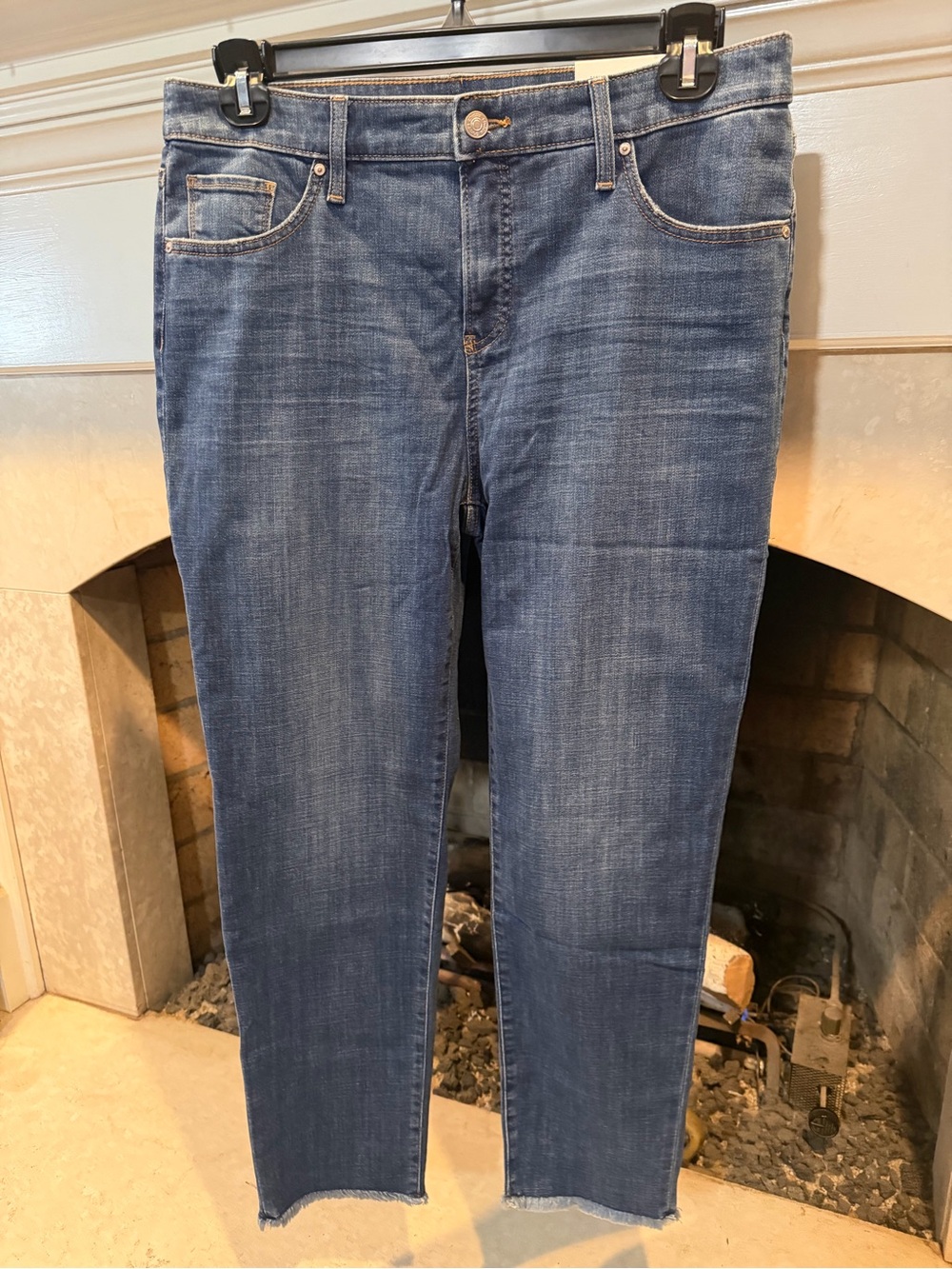 Chico's So Slimming Girlfriend Slim Leg Ankle Jeans size 12
